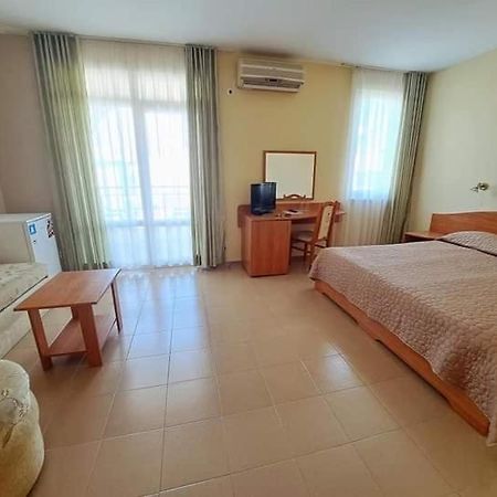 Family Hotel Selena Несебир Екстер'єр фото