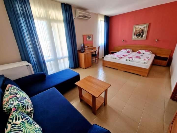 Family Hotel Selena Несебир Екстер'єр фото